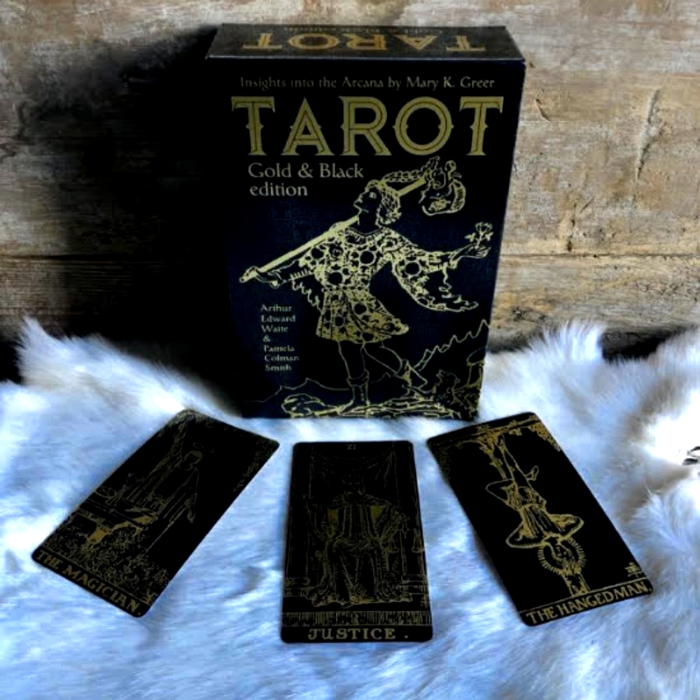 NWT, "LO SCARABEO" STUNNING TAROT BOXED SET.